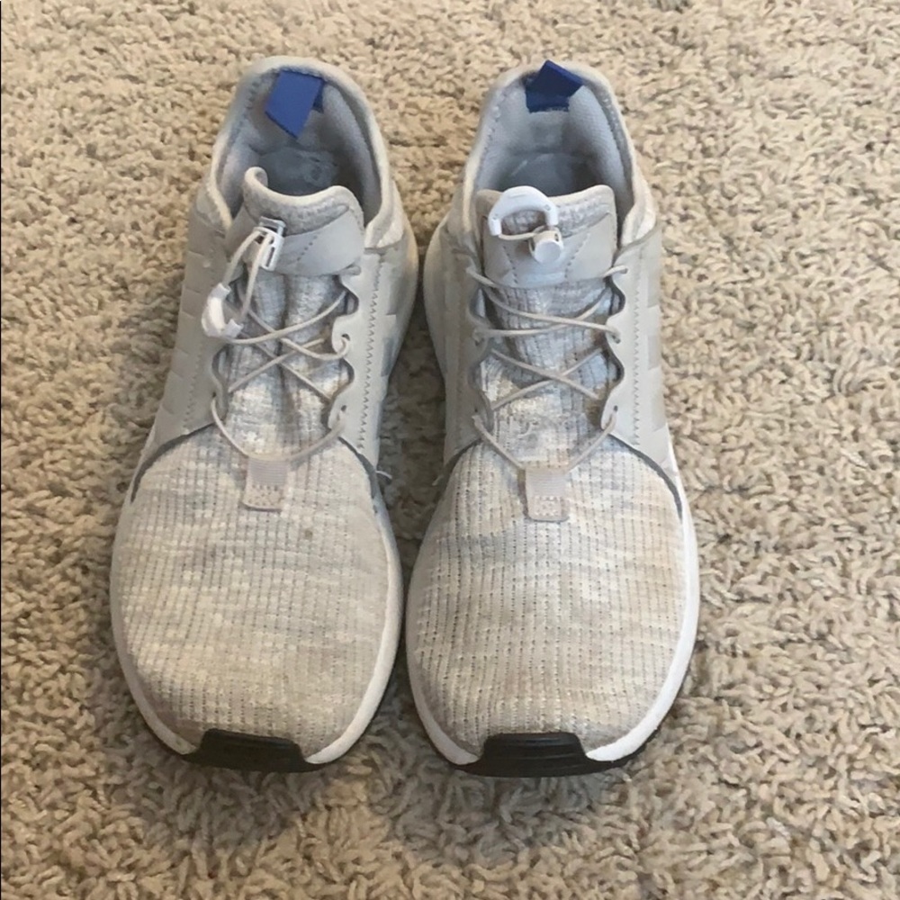 Adidas Sneakers